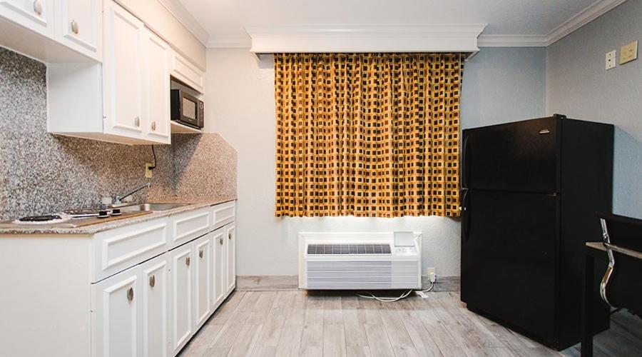 Executive Inn Bacliff Dış mekan fotoğraf